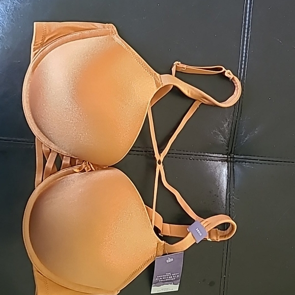 38 DD Bra - Picture 1 of 4